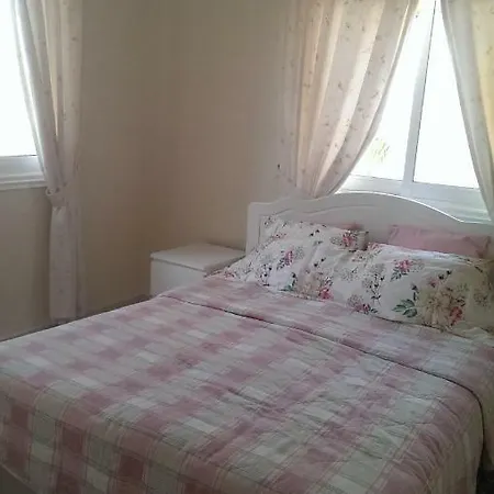 Claudia Villa